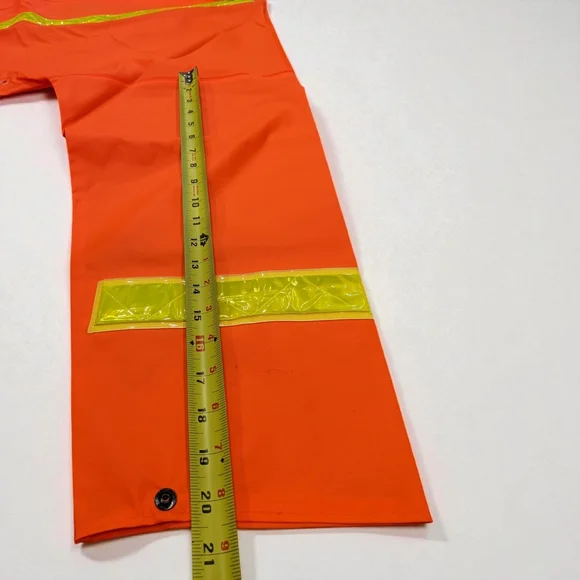 High-Visibility 3M Scotchlite Reflective Coat - Picture 3 of 7